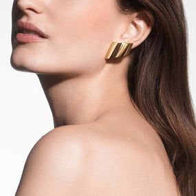 Vague Earrings